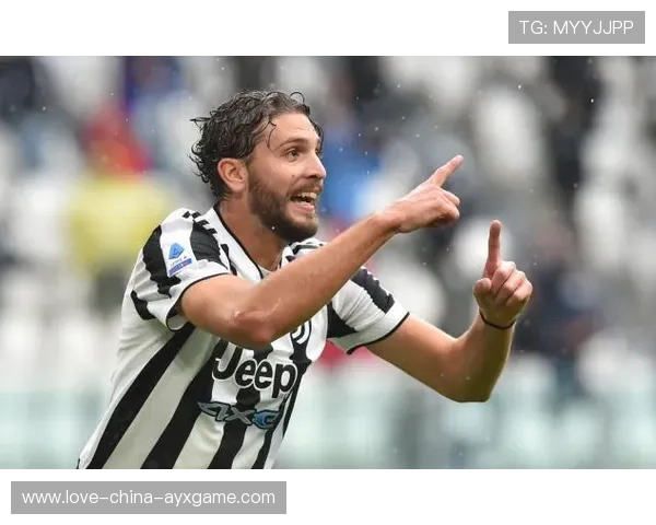 尤文洛卡特利爆射击中横梁弹进，全场惊呼！